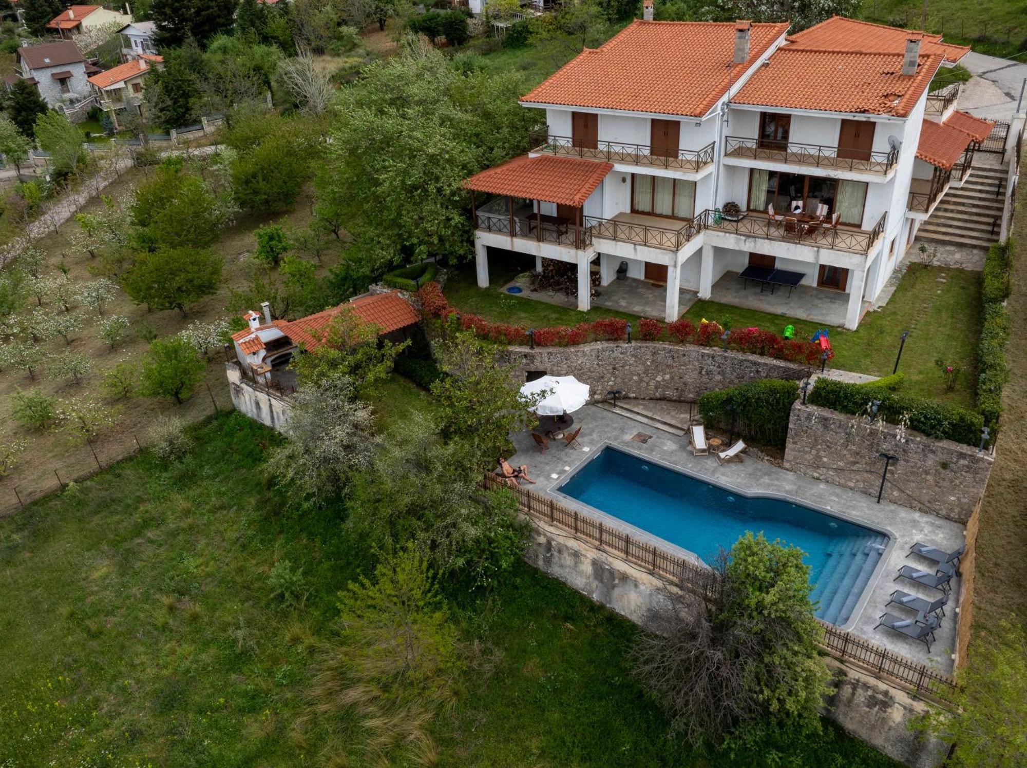 Traditional Luxury Villa Armonia Эйон Экстерьер фото